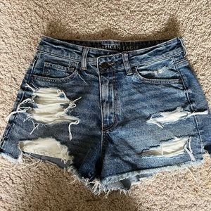 American Eagle Strigid denim mom shorts